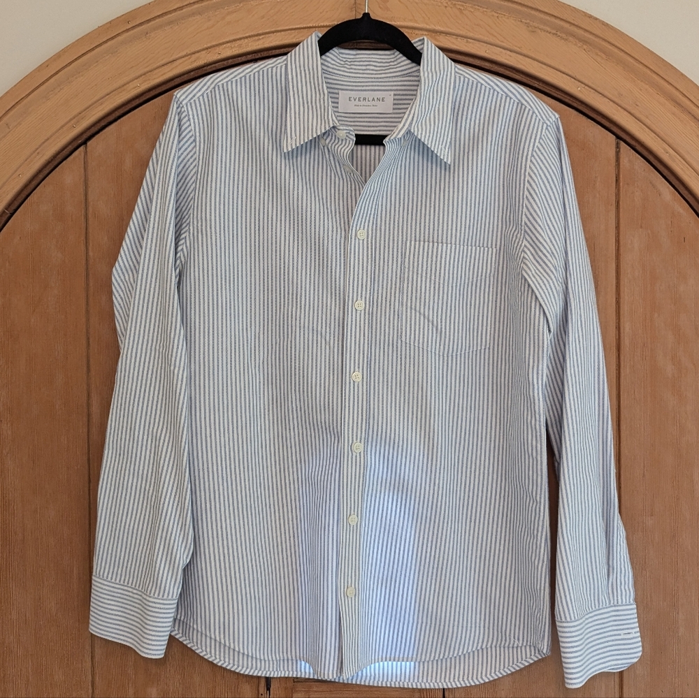 Everlane blue stripe oxford, size Medium